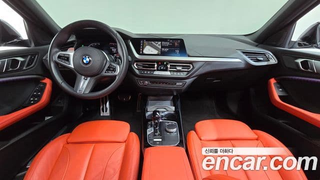BMW 1 Series 2022 — ფოტო 7/20