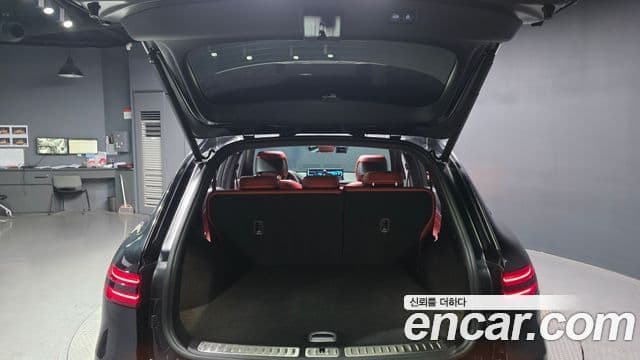 Genesis GV70 2021 — фото 20 из 20