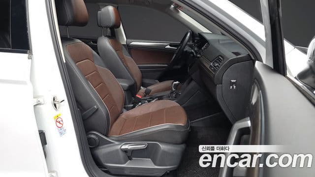 Volkswagen Tiguan Allspace 2022 — Фото 11/20