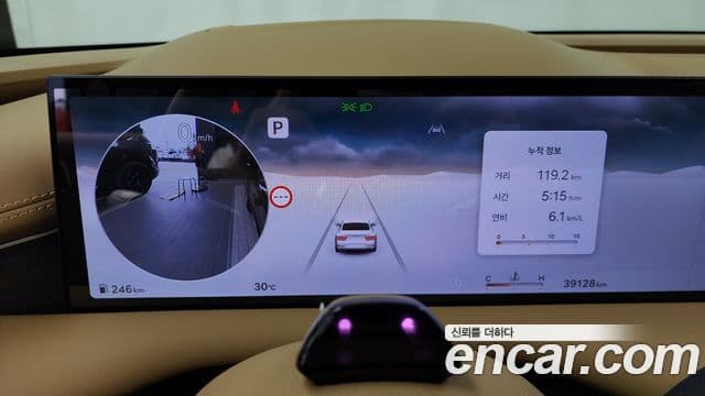 Genesis Electrified G80 2025 — Şəkil 8/20