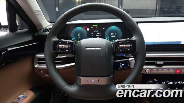 Hyundai Grandeur 2023 — ფოტო 13/20