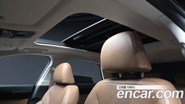 Hyundai Grandeur 2023 — ფოტო 18/20