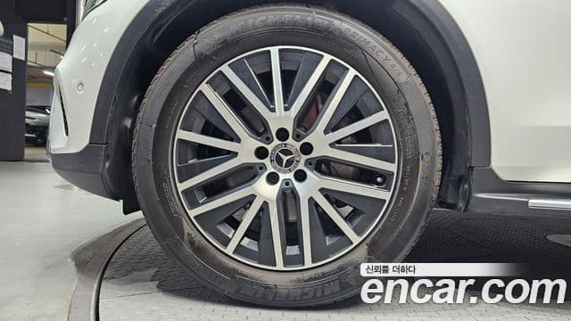 Mercedes-Benz GLC-Class 2021 — фото 5 из 20