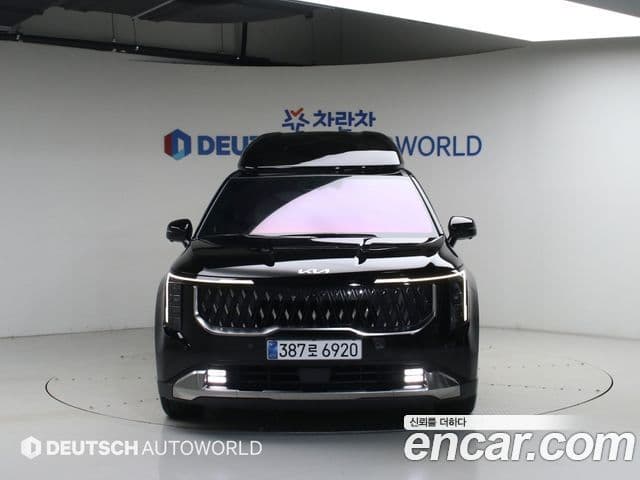 Kia Carnival 2024 — фото 3 из 20
