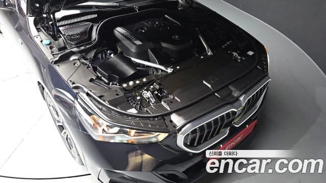 BMW 5 Series 2025 — фото 6 из 20