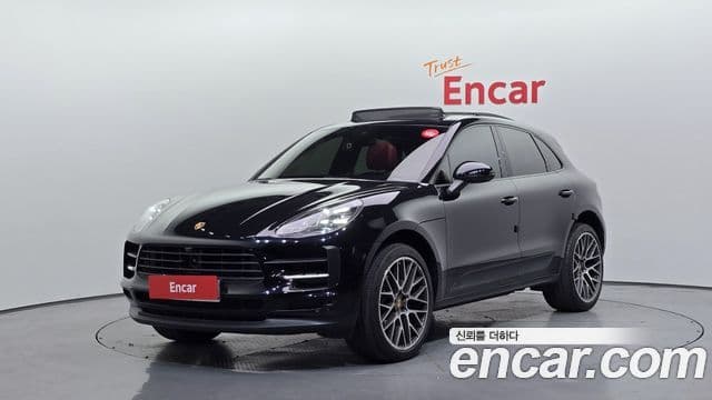Porsche Macan 2021 — ფოტო 1/20