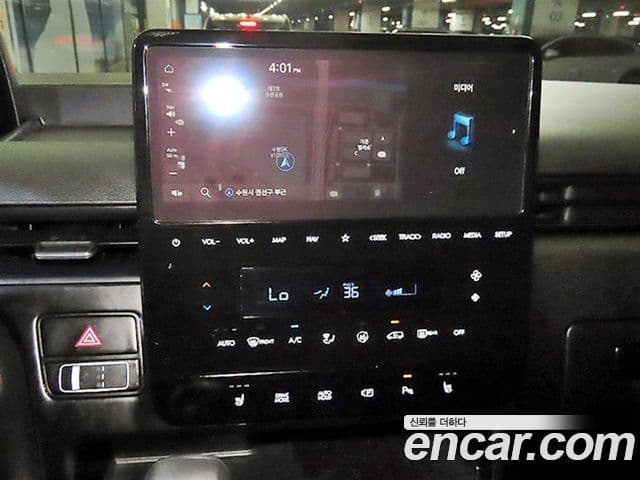 Hyundai Staria 2025 — фото 12 из 20