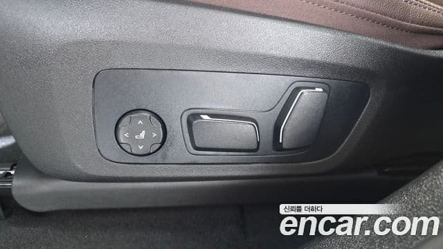 BMW X4 2025 — Photo 28/36