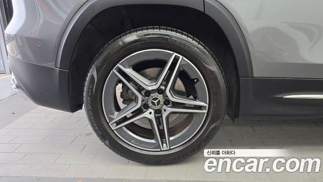 Mercedes-Benz GLB-Class 2022 — фото 5 из 20