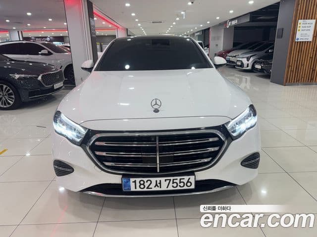 Mercedes-Benz E-Class 2024 — ფოტო 3/17