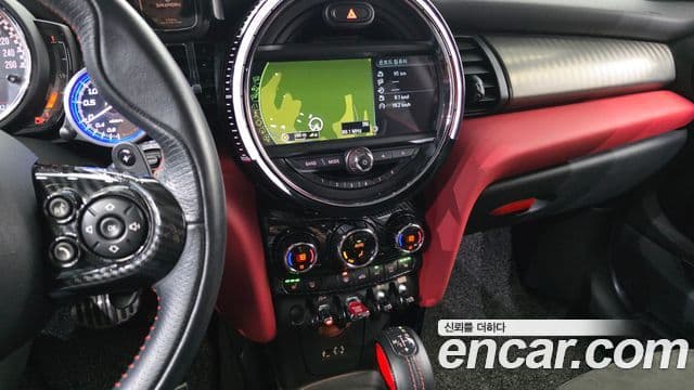 Mini Cooper S 2018 — Şəkil 15/20