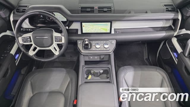 Land Rover Defender 2024 — Photo 5/20