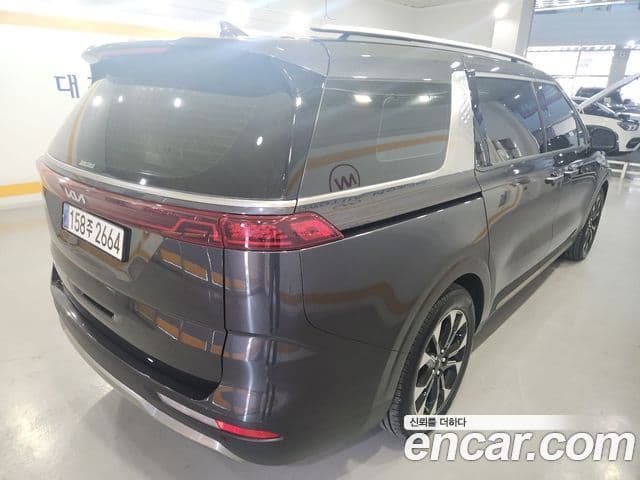 Kia Carnival 2023 — Şəkil 3/19