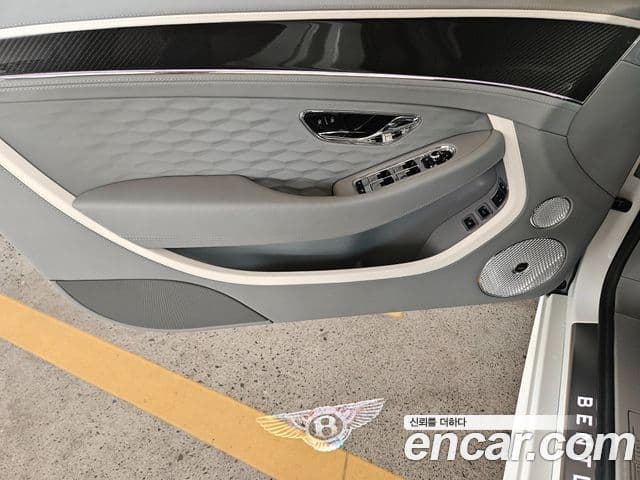 Bentley Continental GT 2025 — ფოტო 11/16