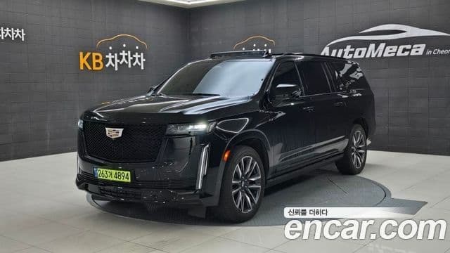 Cadillac Escalade 2023 — фото 9 из 20
