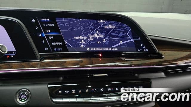 Cadillac Escalade 2023 — фото 17 из 20