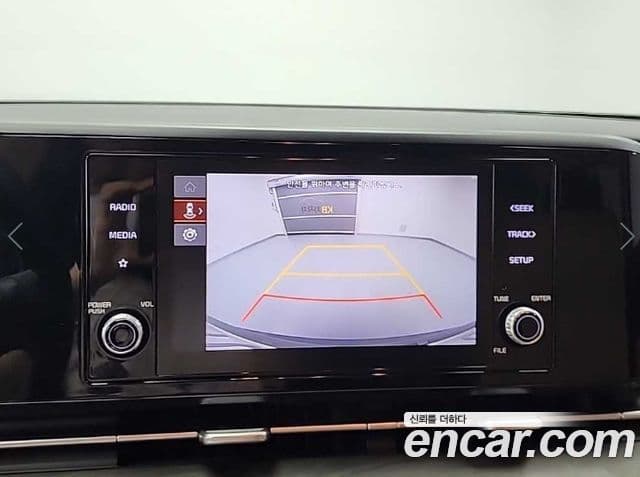 Kia Carnival 2021 — Şəkil 15/19