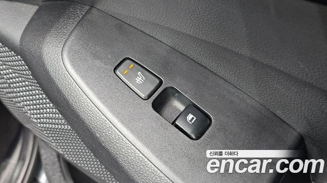 Kia Seltos 2022 — Şəkil 17/20