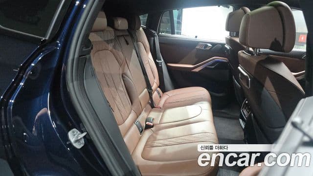 BMW X6 2025 — Photo 22/32