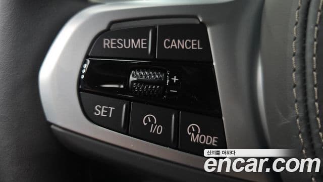 BMW X6 2025 — Photo 17/32