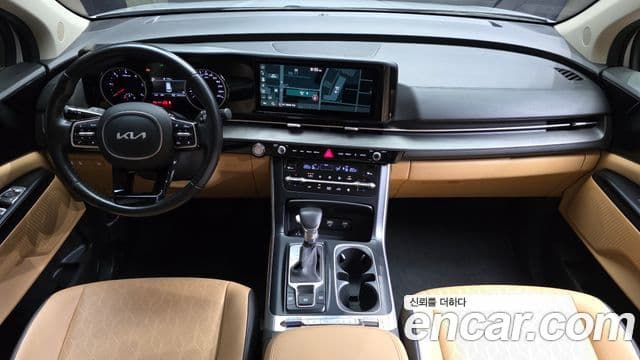 Kia Carnival 2021 — Фото 7/20