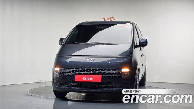 Hyundai Staria 2023 — Şəkil 3/20