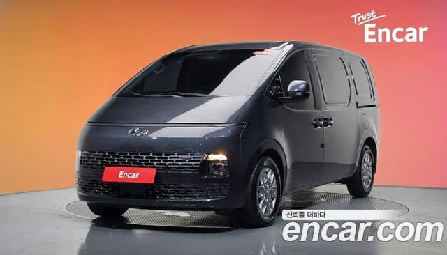 Hyundai Staria, 2023