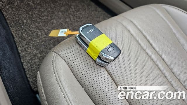 Kia K8 2021 — фото 18 из 20