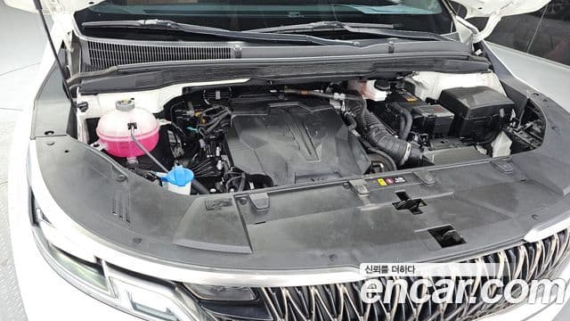 Kia Carnival 2023 — фото 6 из 20