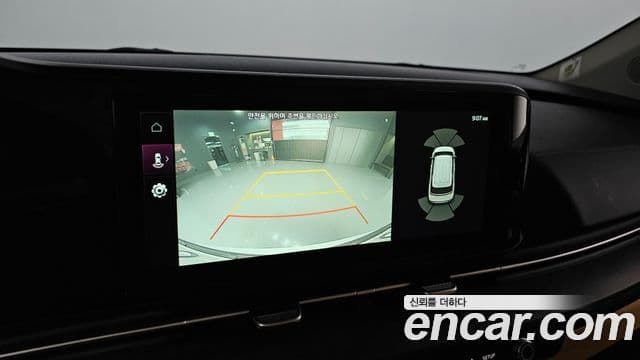 Kia Carnival 2023 — фото 14 из 20