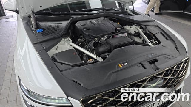 Genesis Electrified G80 2024 — фото 6 из 20