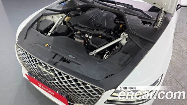 Genesis Electrified G80 2022 — ფოტო 6/20