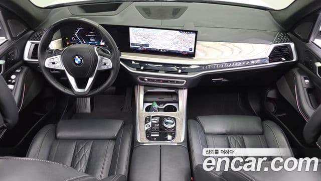 BMW X7 2023 — Photo 4/20