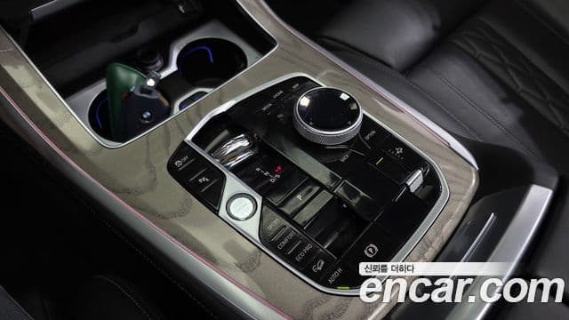BMW X7 2023 — Photo 3/20