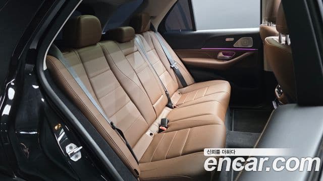 Mercedes-Benz GLE-Class 2025 — Photo 31/32