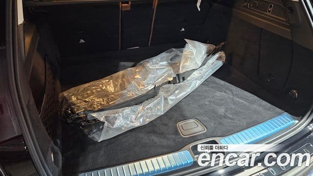 Mercedes-Benz GLE-Class 2025 — Photo 4/32