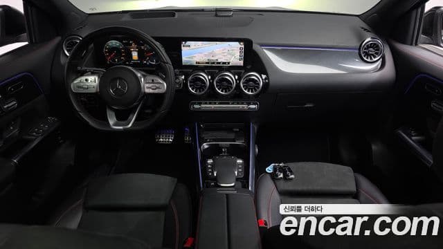 Mercedes-Benz GLA-Class 2021 — фото 7 из 20