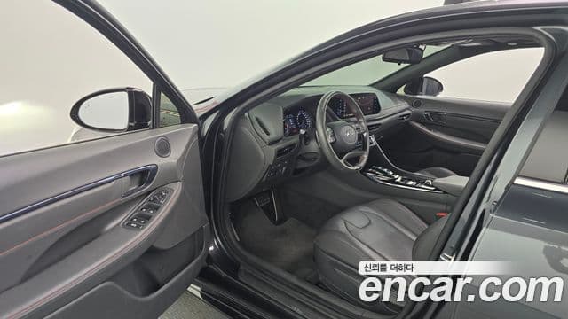 Hyundai Sonata 2021 — фото 10 из 20