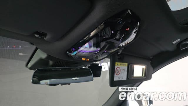 BMW 5 Series 2025 — Photo 19/34