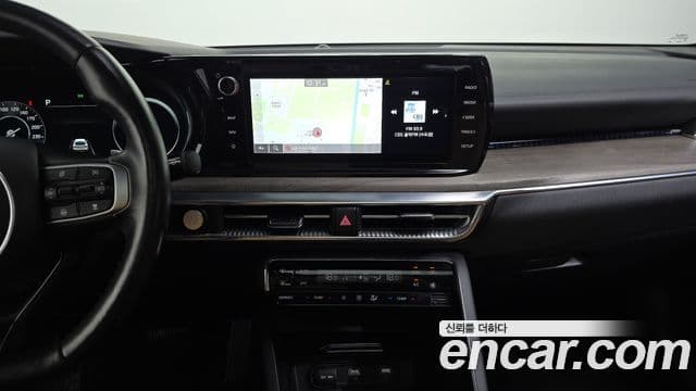 Kia K5 2023 — фото 14 из 20