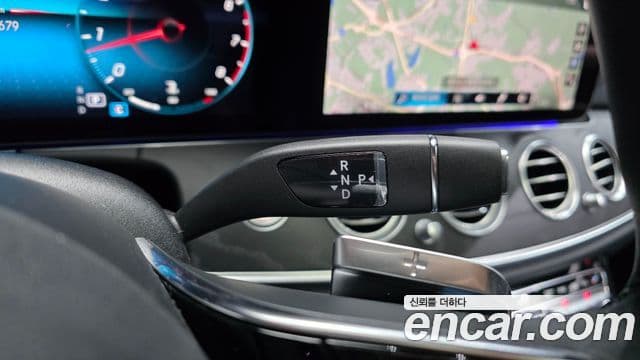 Mercedes-Benz E-Class 2022 — ფოტო 9/20