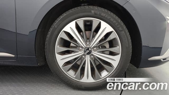 Kia K8 2022 — фото 5 из 20