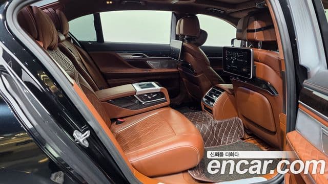 BMW 7 Series 2020 — Şəkil 12/20