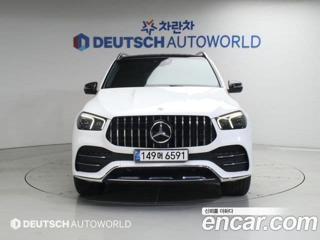 Mercedes-Benz GLE-Class 2020 — Photo 9/20