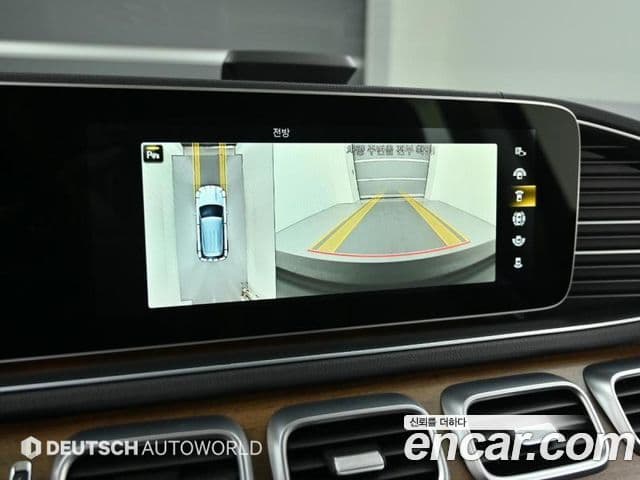 Mercedes-Benz GLE-Class 2020 — Photo 10/20