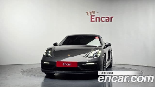 Porsche 718 Cayman 2021 — Photo 28/30