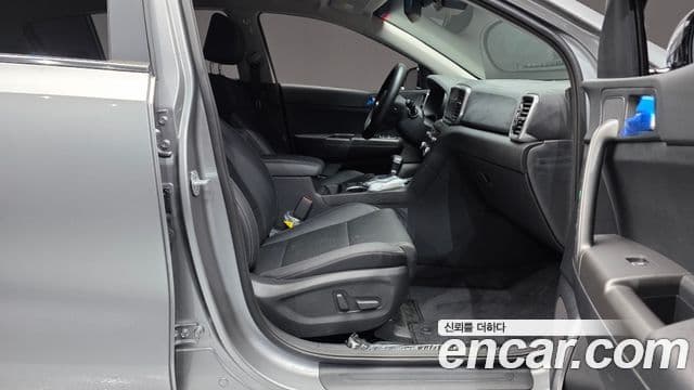 Kia Sportage The Bold 2020 — ფოტო 10/20