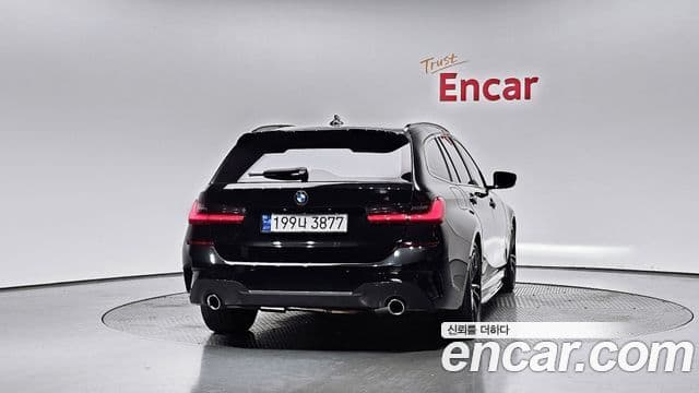 BMW 3 Series 2021 — ფოტო 4/20