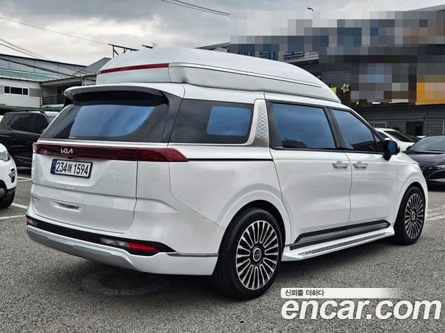 Kia Carnival 2023 — фото 1 из 20