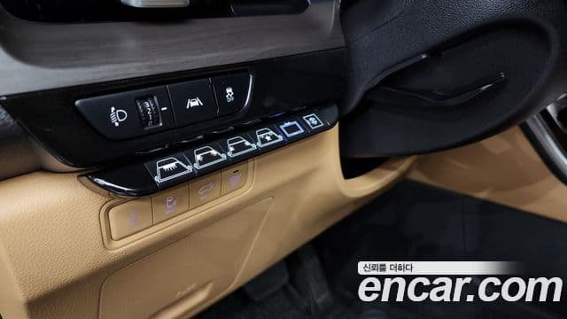 Kia Carnival 2022 — Şəkil 14/20